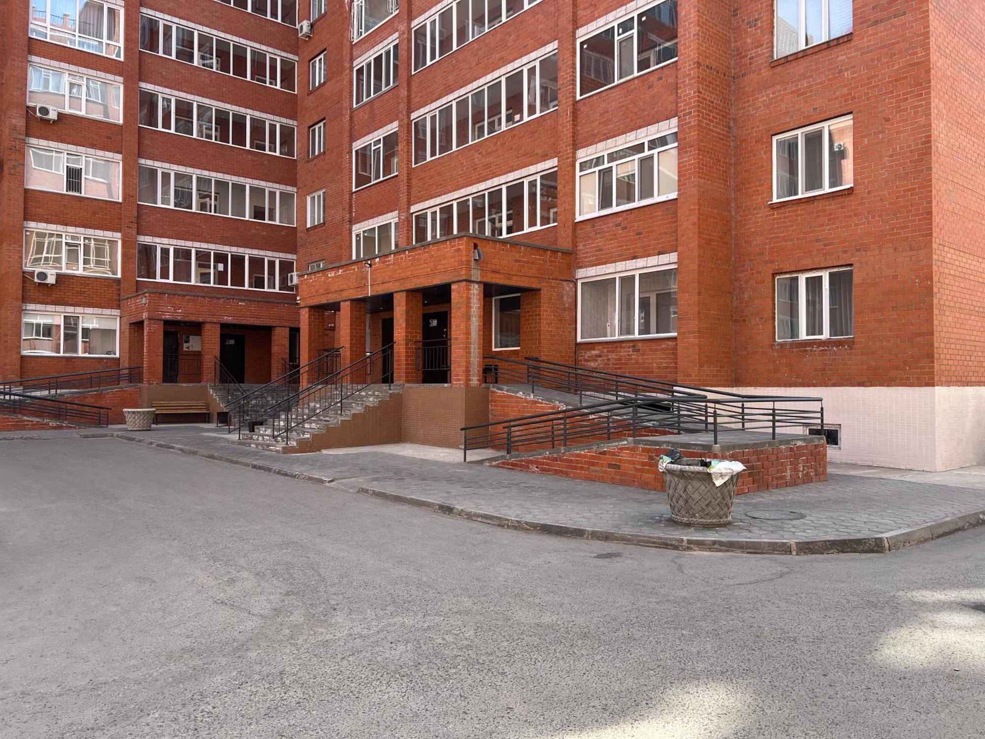 Квартира Smart В Новом Доме Pavlodar Exterior photo
